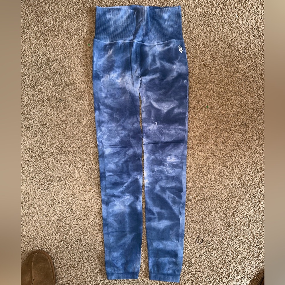 Free People Blue tie dye leggings